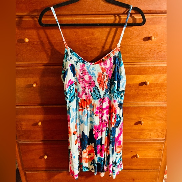 Express Tropical Print Dress - Picture 2 of 5